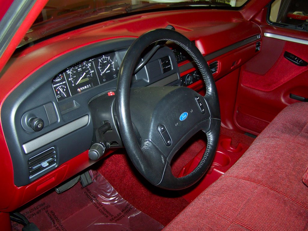 1992 Ford F-150 - $32,890