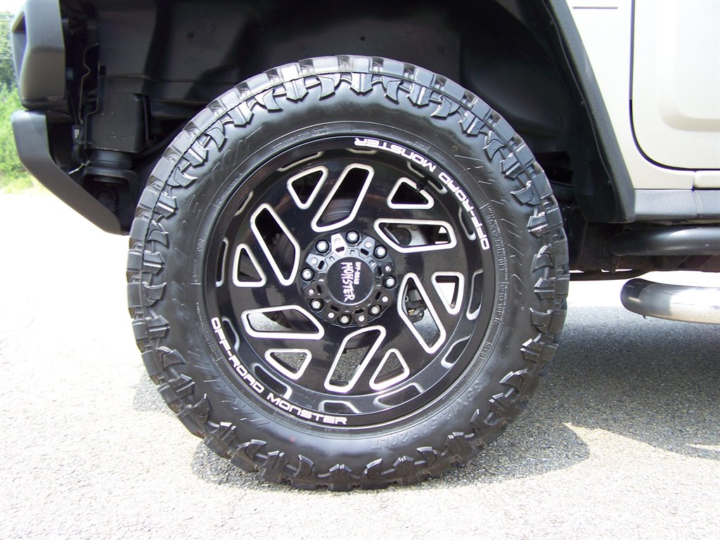2003 HUMMER H2 - $30,890