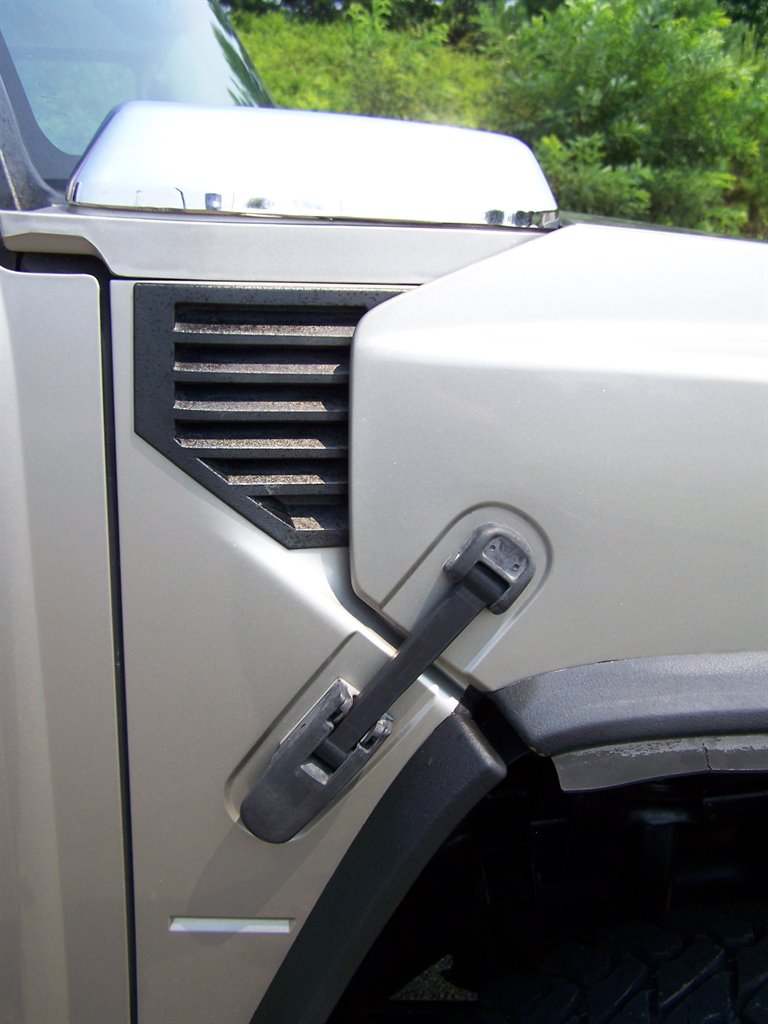 2003 HUMMER H2 - $30,890