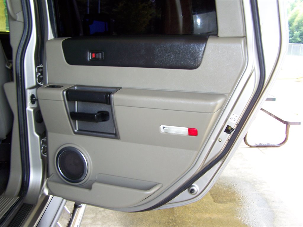 2003 HUMMER H2 - $30,890