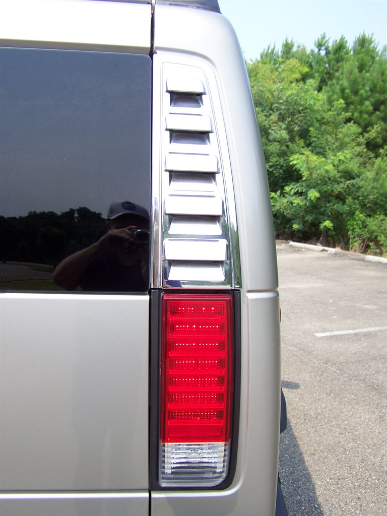 2003 HUMMER H2 - $30,890