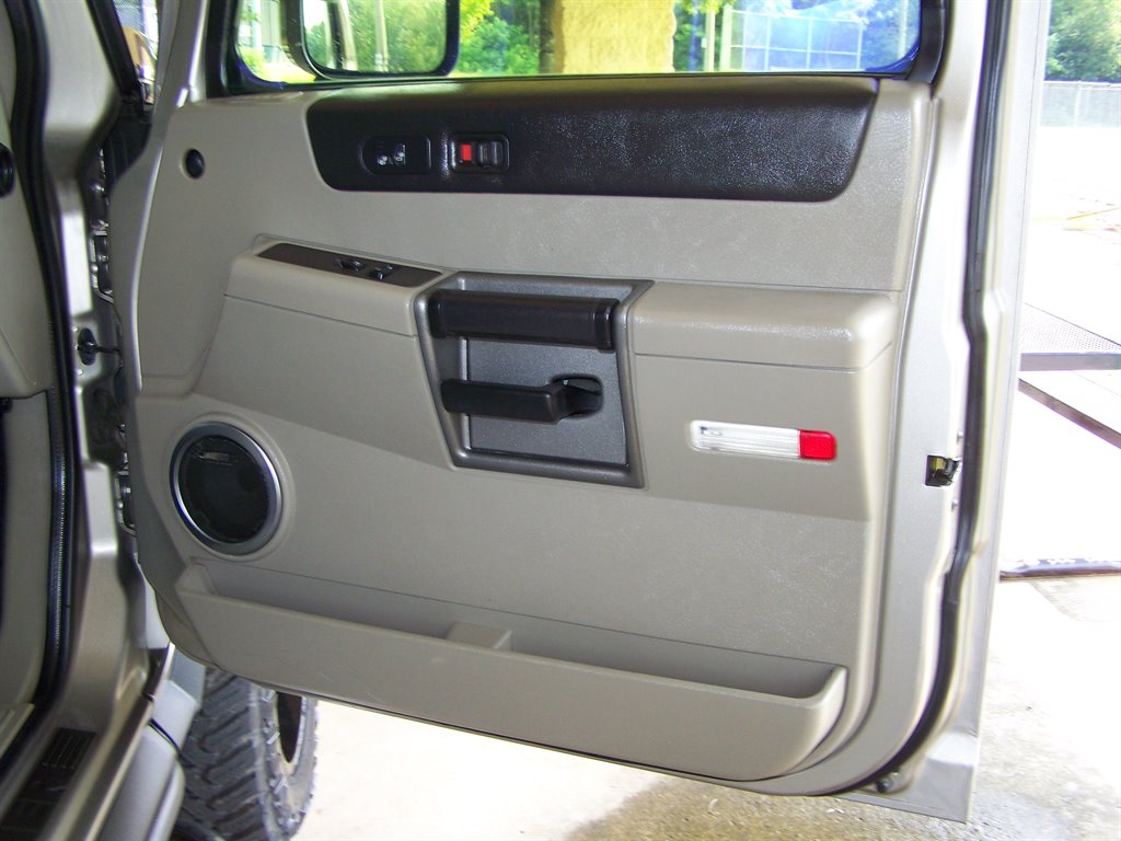 2003 HUMMER H2 - $30,890