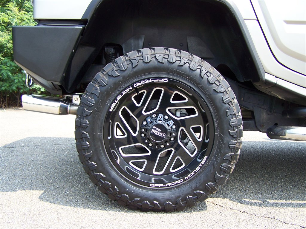 2003 HUMMER H2 - $30,890