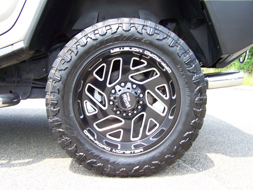 2003 HUMMER H2 - $30,890