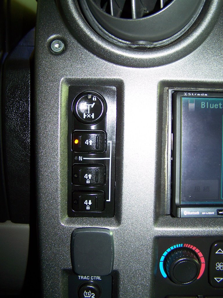 2003 HUMMER H2 - $30,890