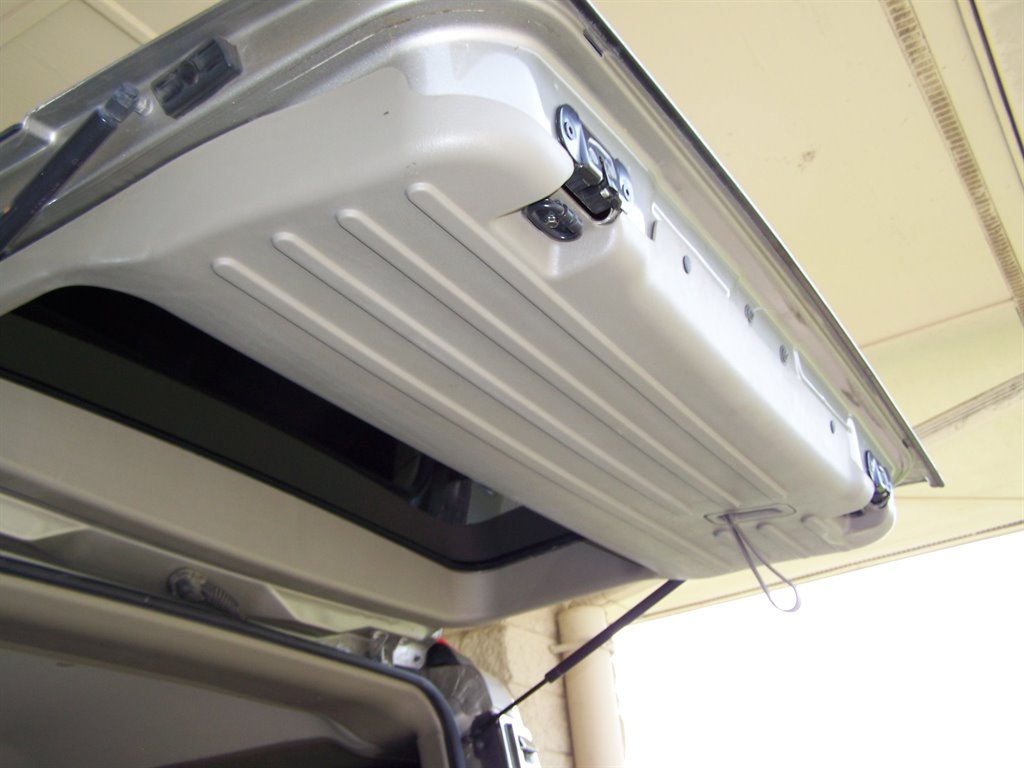 2003 HUMMER H2 - $30,890