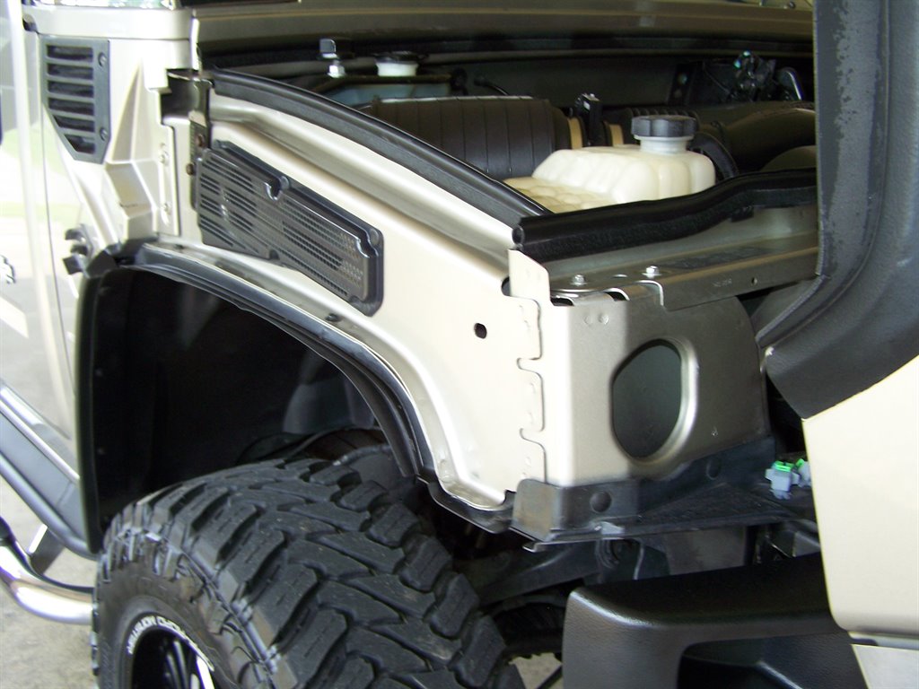 2003 HUMMER H2 - $30,890