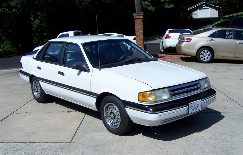 1991 Ford Tempo - $5,890