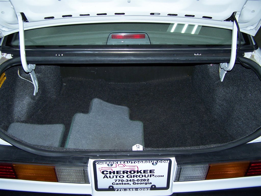 1991 Ford Tempo - $5,890