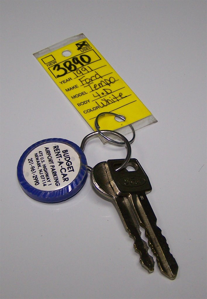 1991 Ford Tempo - $5,890