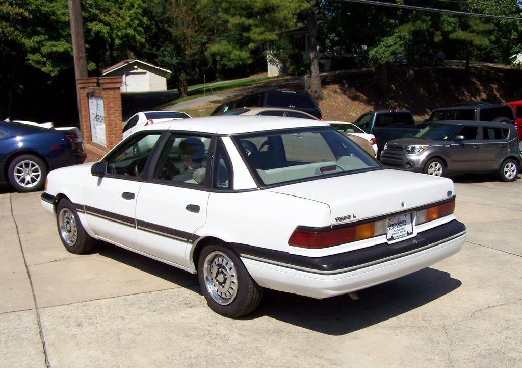 1991 Ford Tempo - $5,890