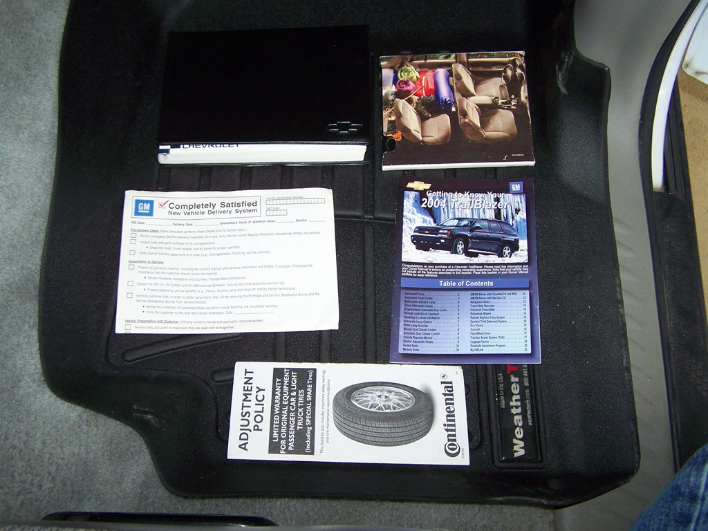 2004 Chevrolet Blazer - $10,890