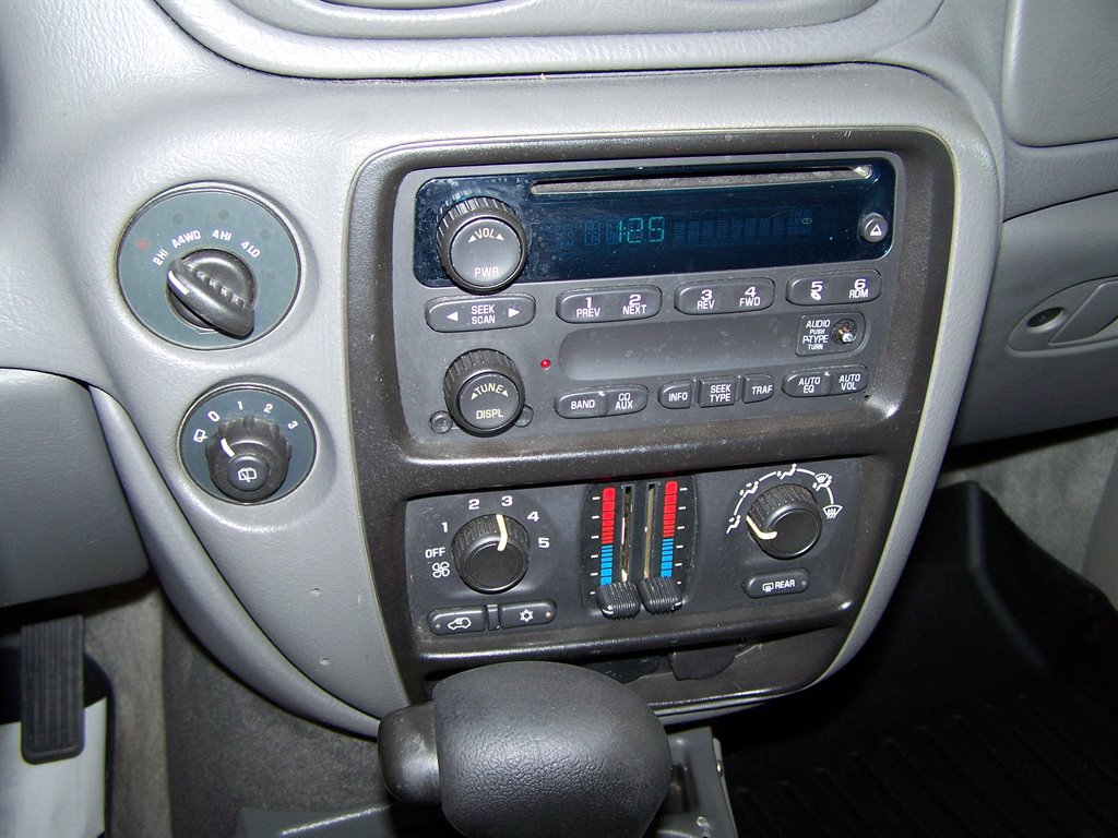 2004 Chevrolet Blazer - $10,890