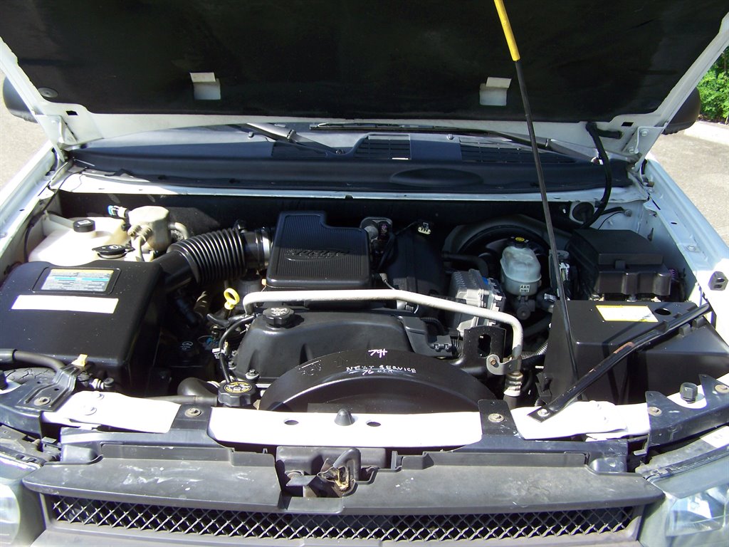 2004 Chevrolet Blazer - $10,890