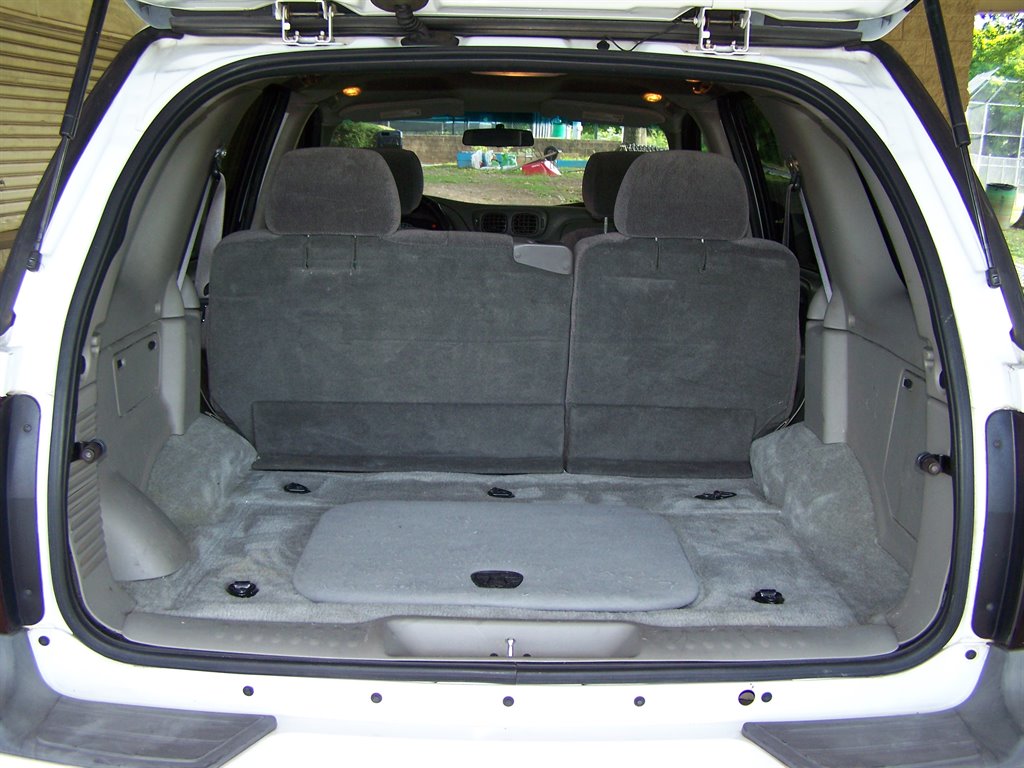 2004 Chevrolet Blazer - $10,890