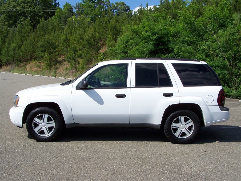 2004 Chevrolet Blazer - $10,890