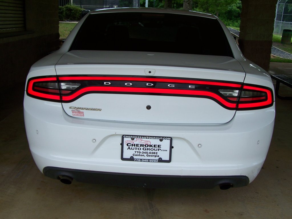 2017 Dodge Charger - $14,890