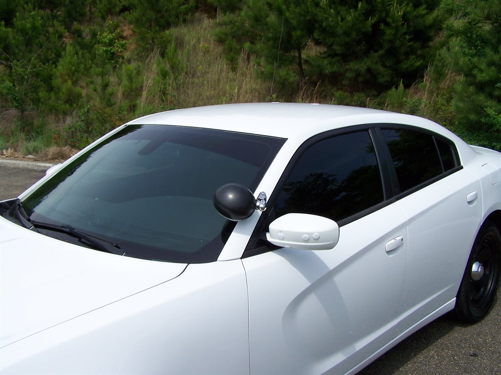 2017 Dodge Charger - $14,890