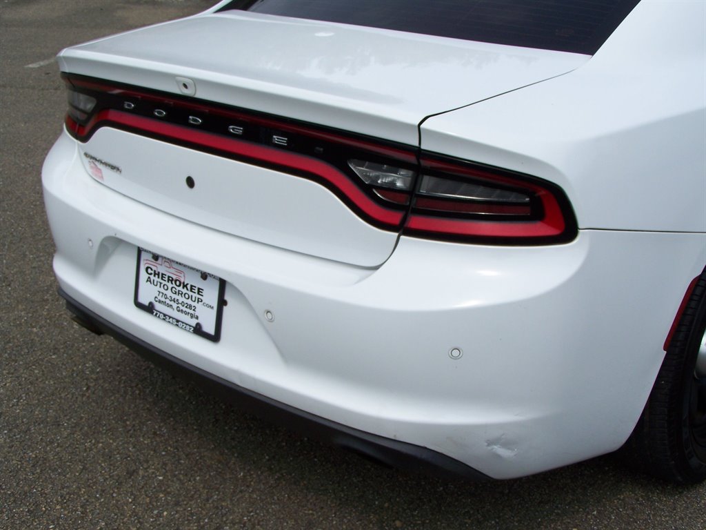 2017 Dodge Charger - $14,890