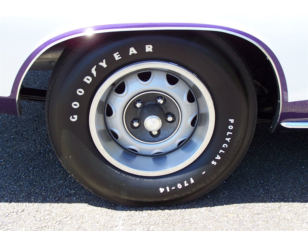 1971 Plymouth Cuda - $158,890