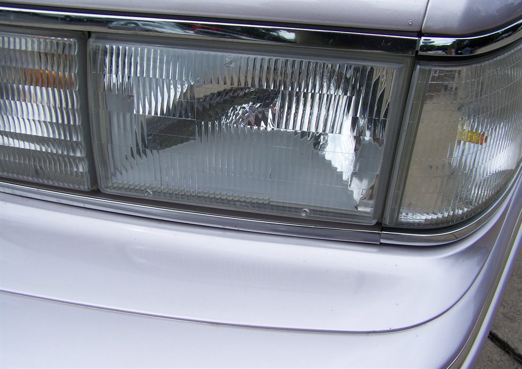 1991 Lincoln Town Car - $20,890