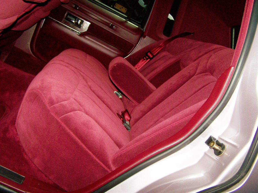 1991 Lincoln Town Car - $20,890