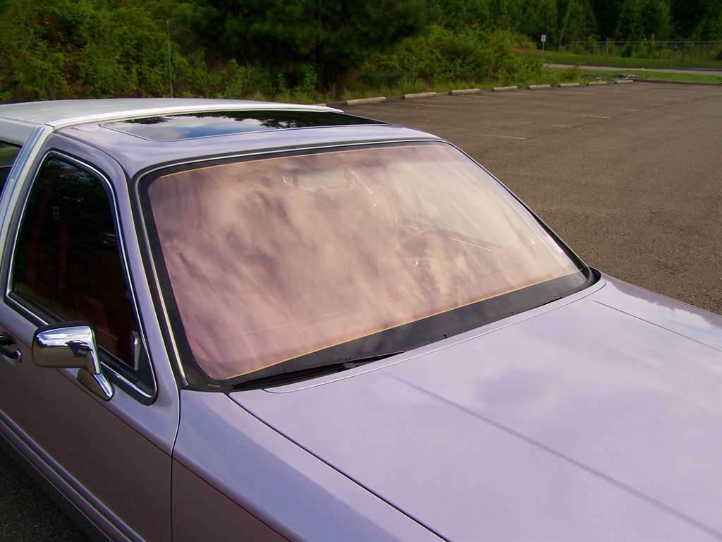 1991 Lincoln Town Car - $20,890