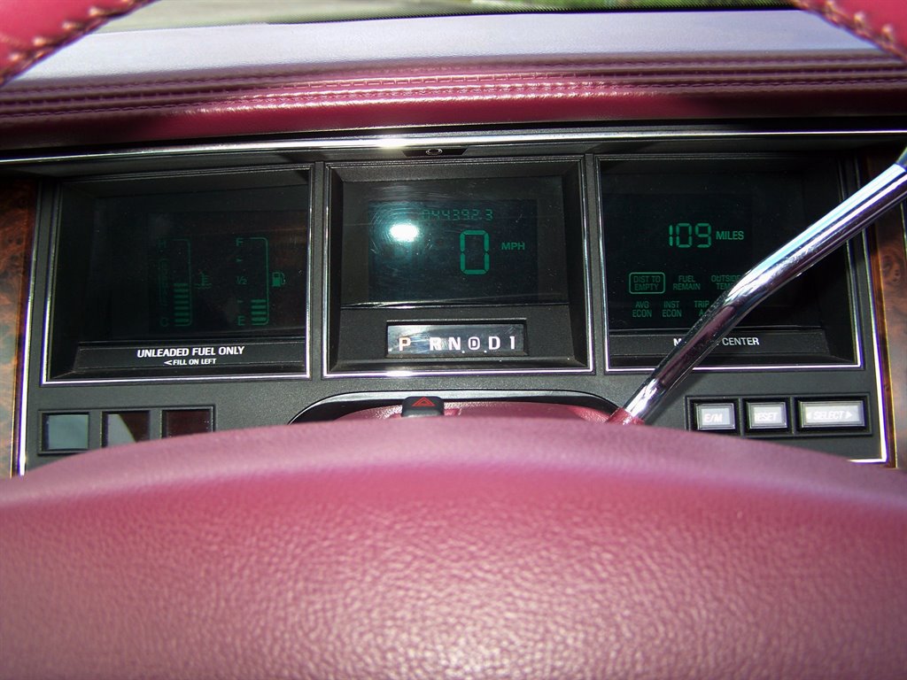 1991 Lincoln Town Car - $20,890