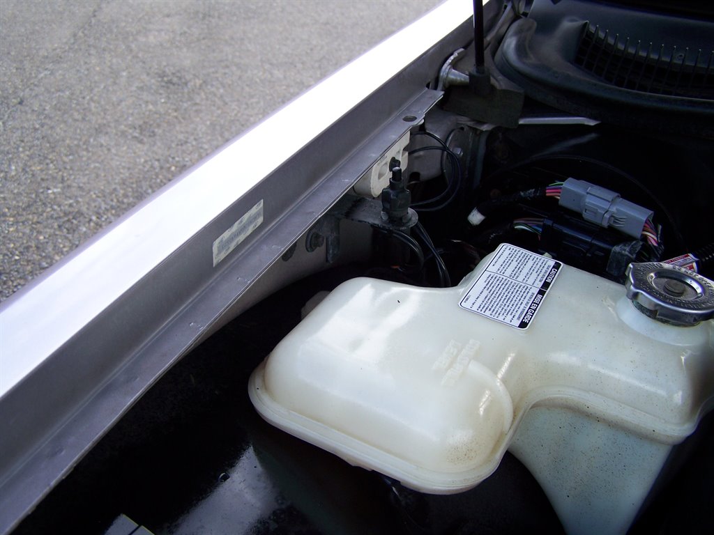1991 Lincoln Town Car - $20,890