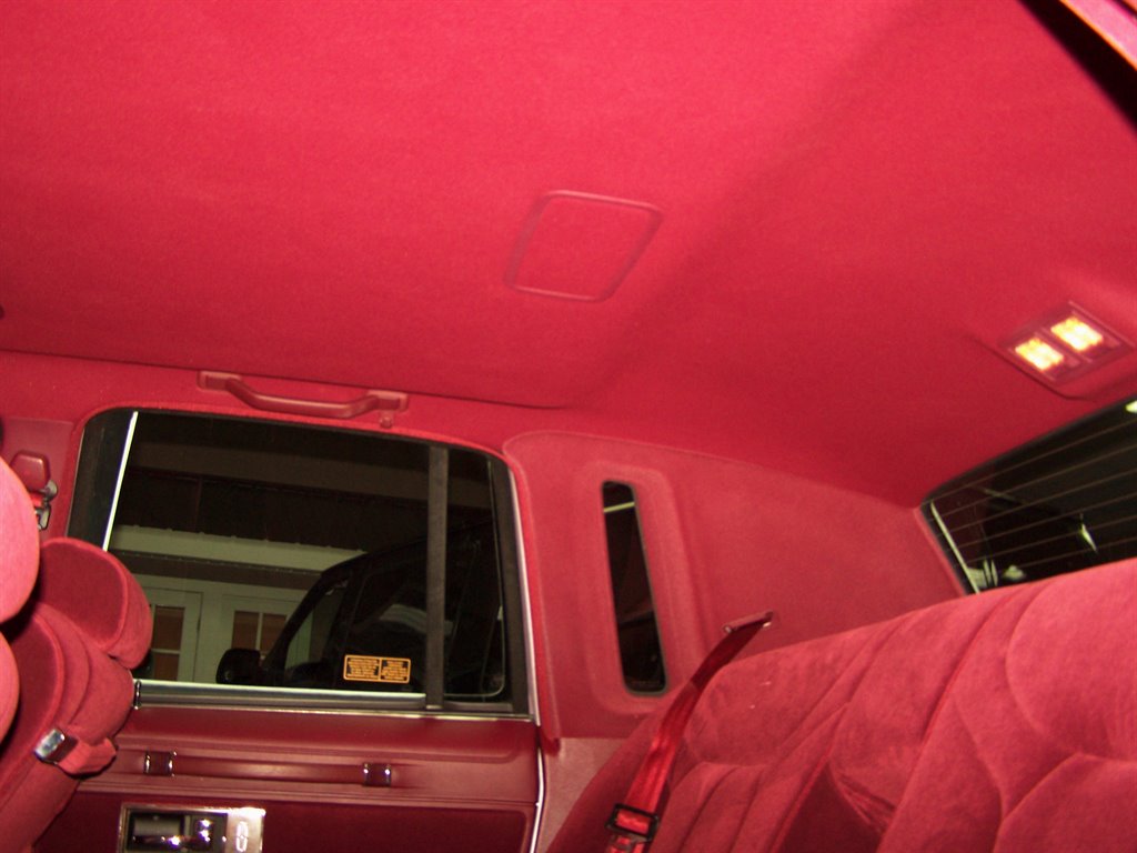 1991 Lincoln Town Car - $20,890