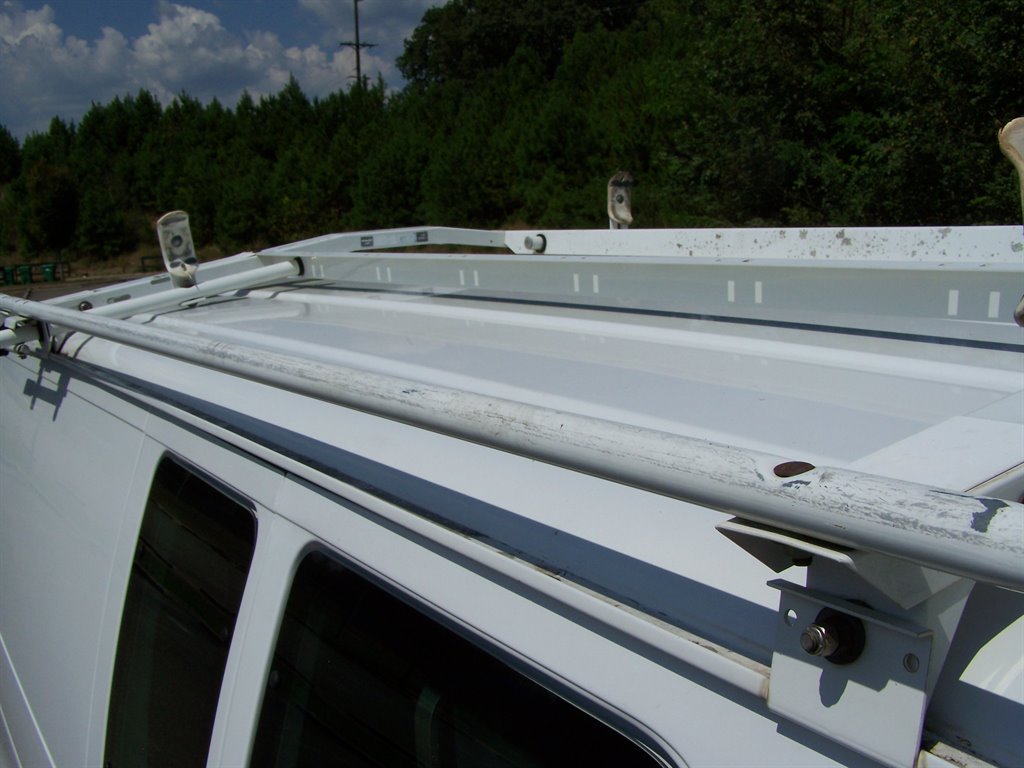 2009 Ford E-350 - $18,990