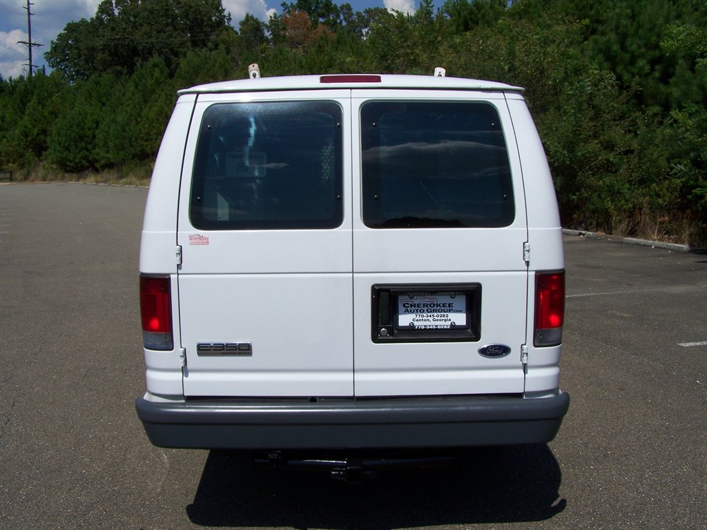 2009 Ford E-350 - $18,990