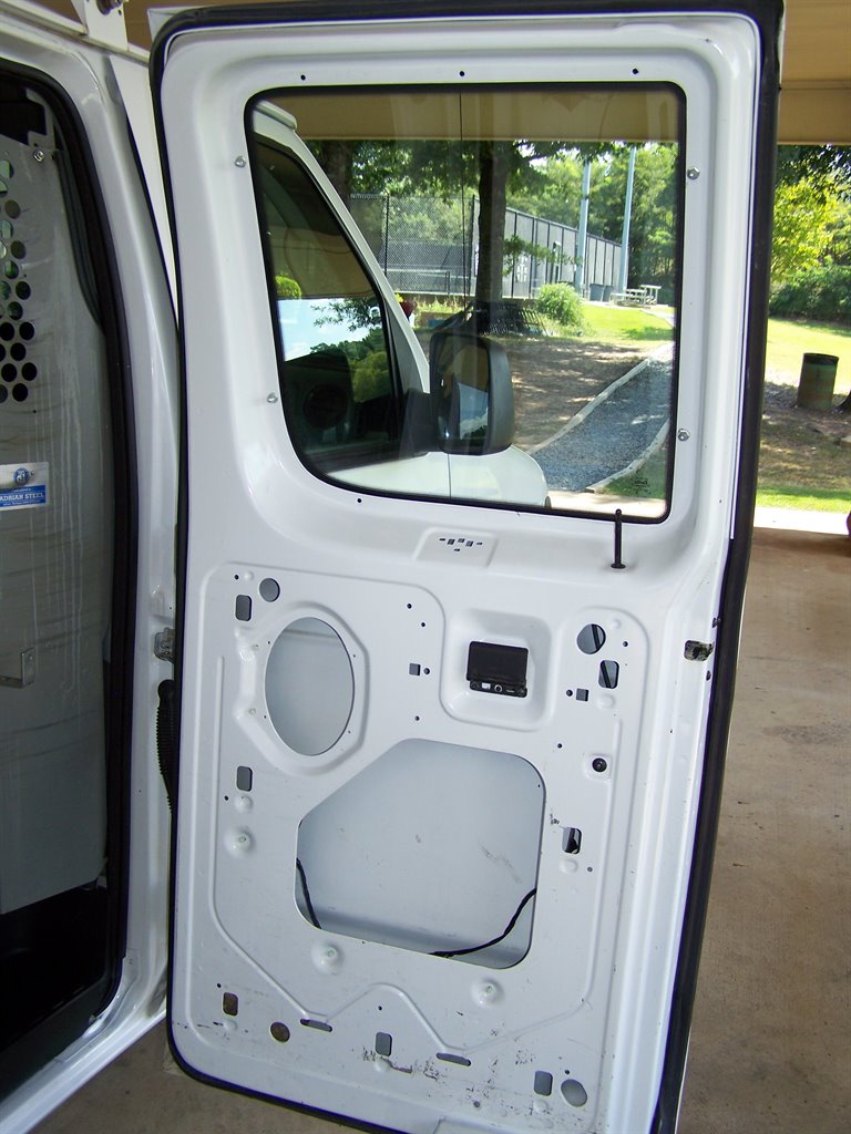 2009 Ford E-350 - $18,990