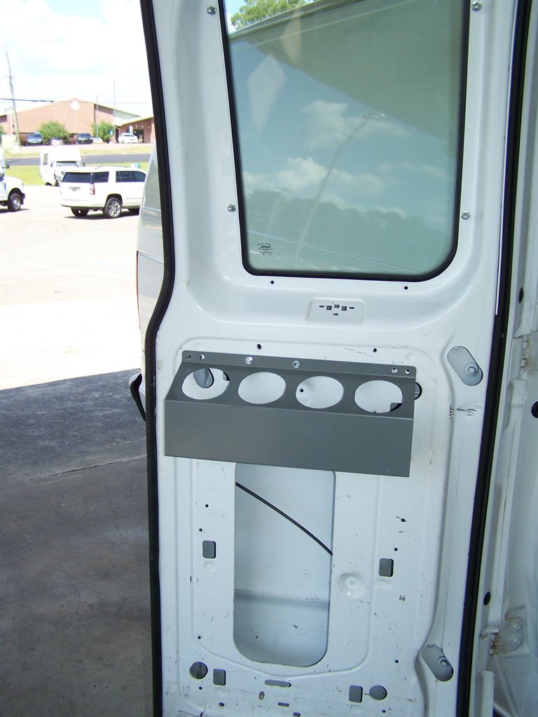 2009 Ford E-350 - $18,990