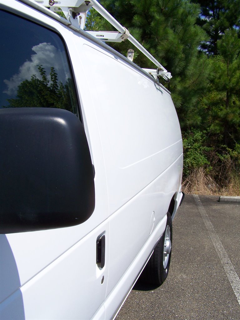 2009 Ford E-350 - $18,990