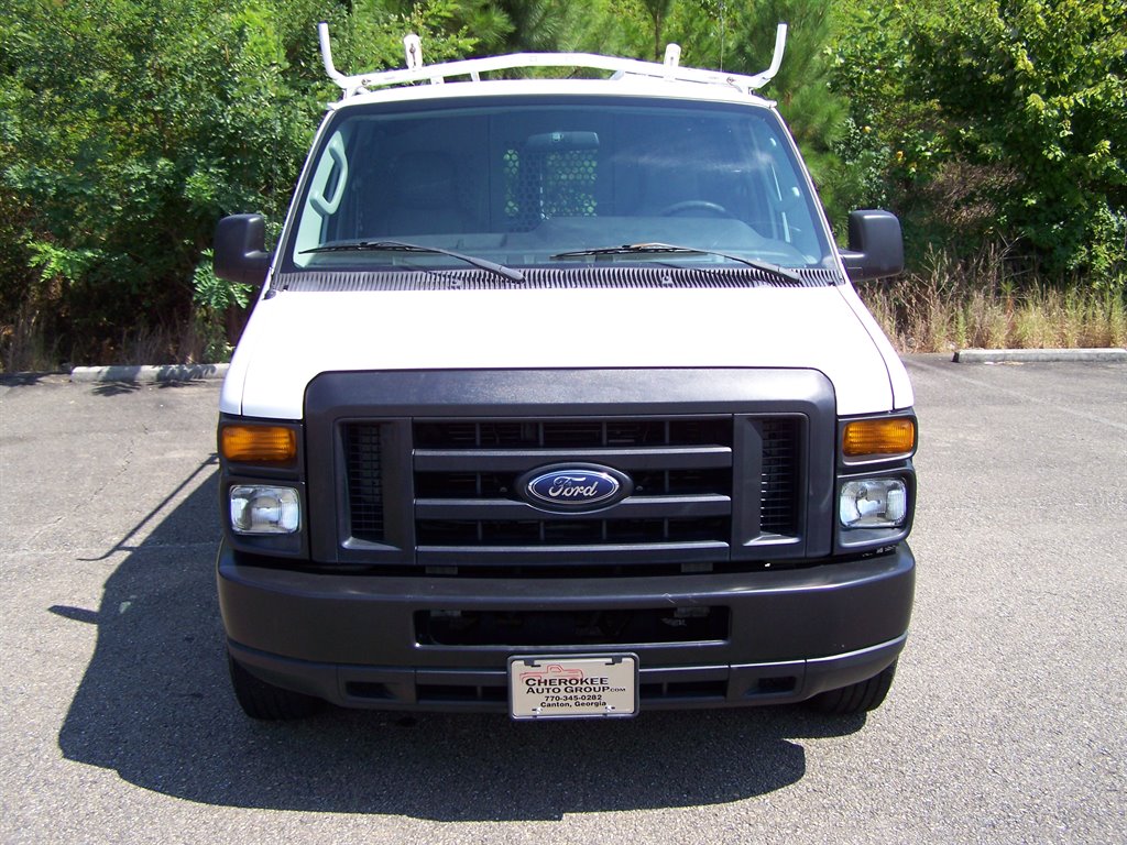 2009 Ford E-350 - $18,990