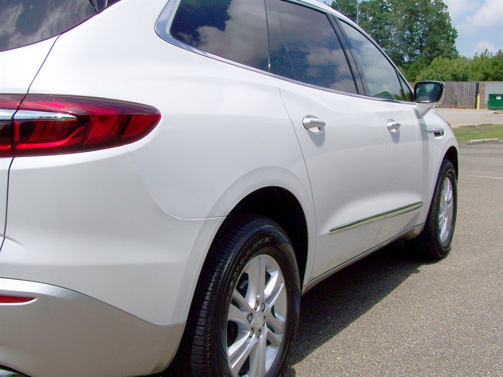 2021 Buick Enclave - $29,890