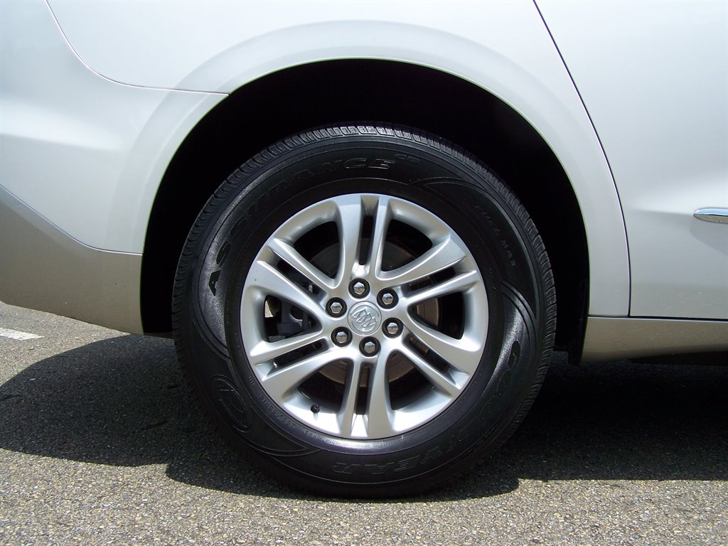 2021 Buick Enclave - $29,890