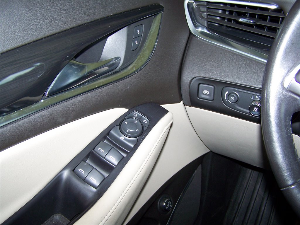 2021 Buick Enclave - $29,890