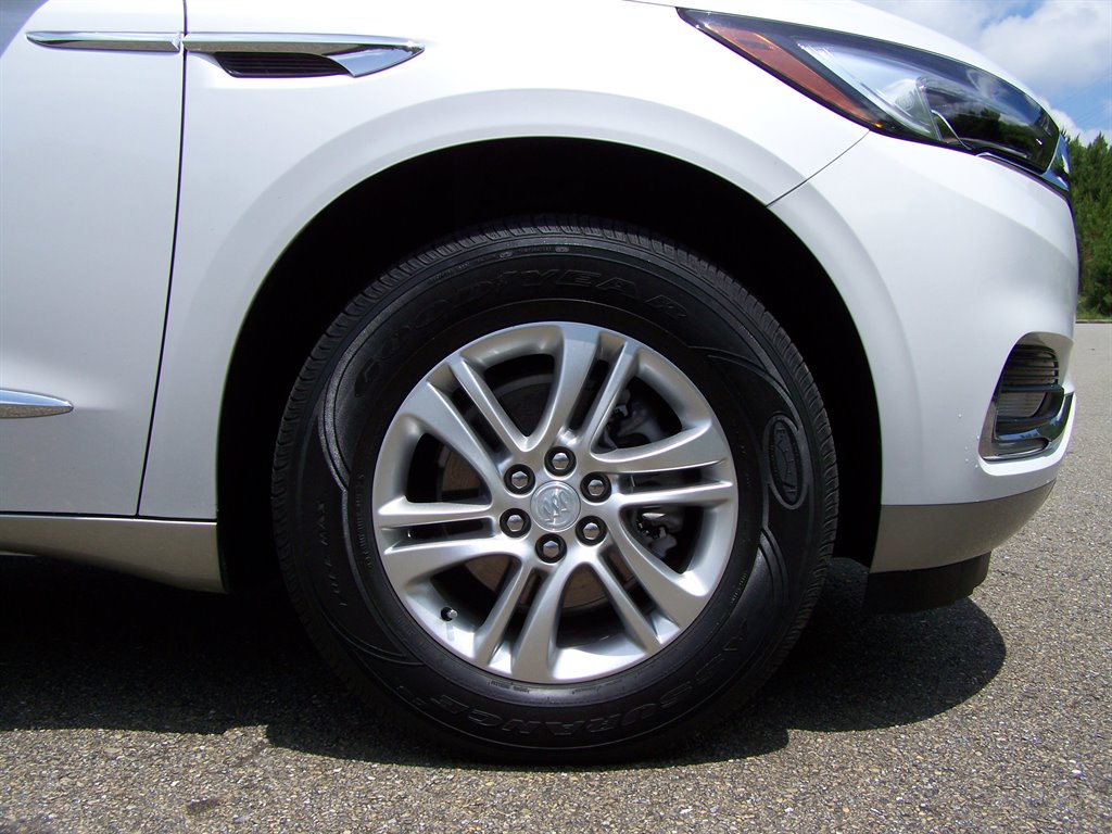 2021 Buick Enclave - $29,890