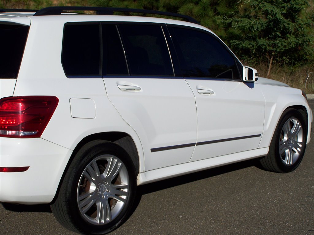 2015 Mercedes-Benz GLK-Class - $12,890