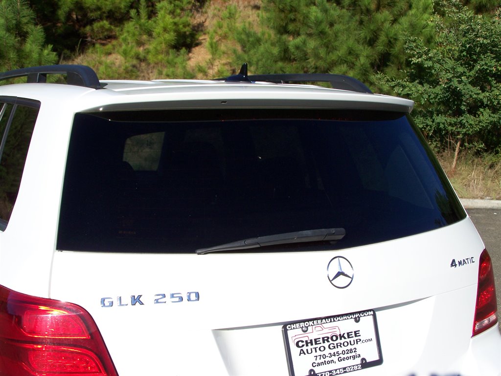 2015 Mercedes-Benz GLK-Class - $12,890
