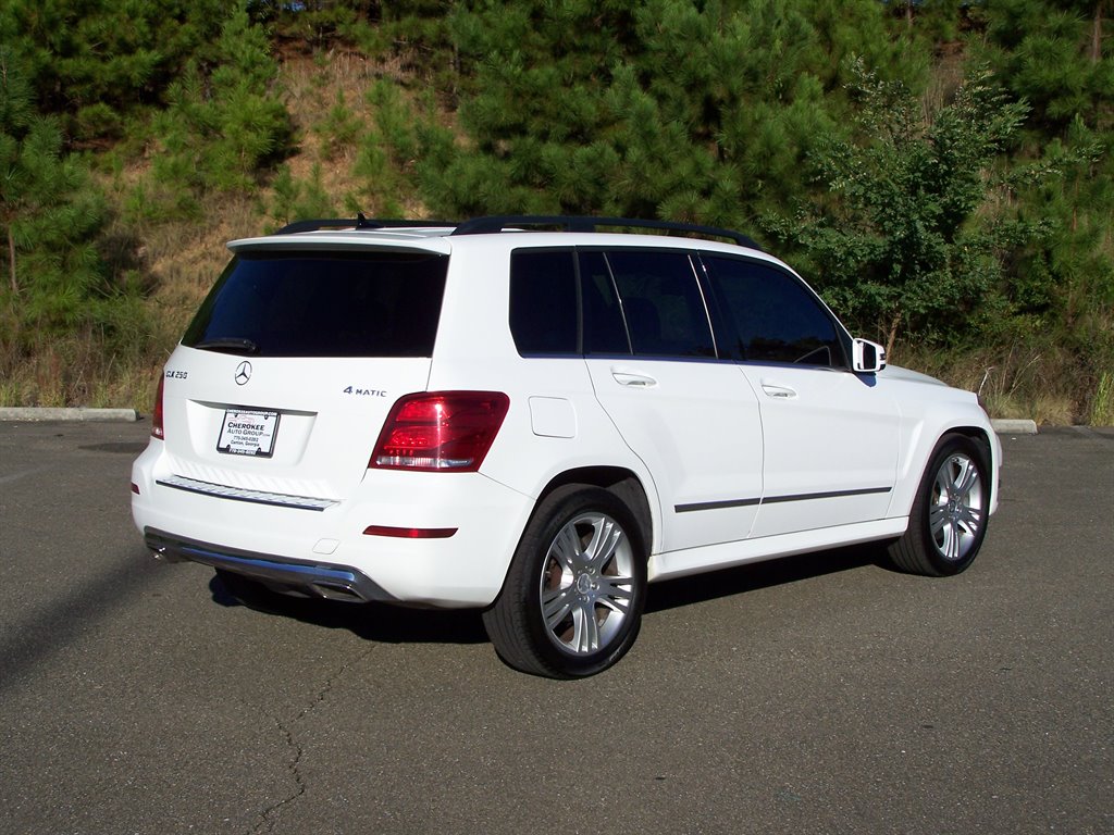 2015 Mercedes-Benz GLK-Class - $12,890