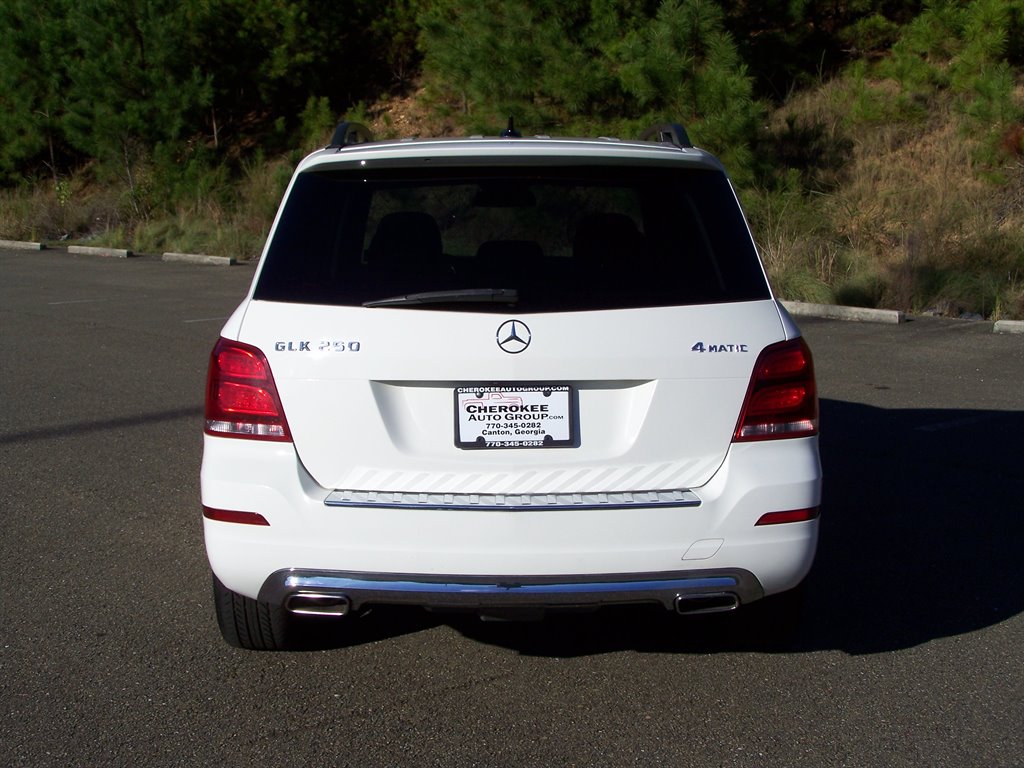 2015 Mercedes-Benz GLK-Class - $12,890