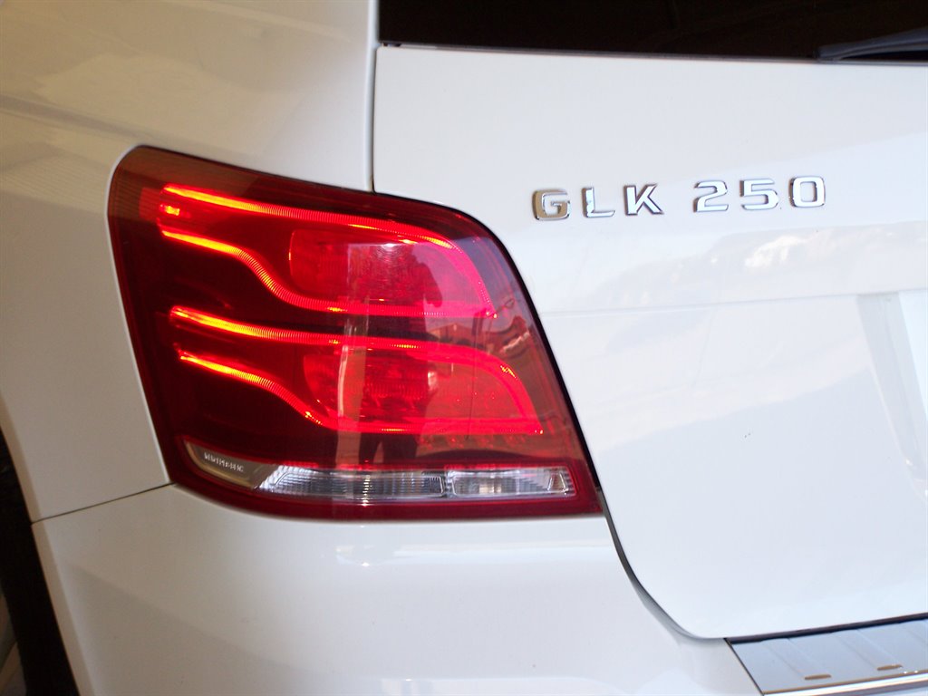 2015 Mercedes-Benz GLK-Class - $12,890
