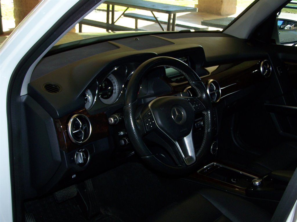 2015 Mercedes-Benz GLK-Class - $12,890