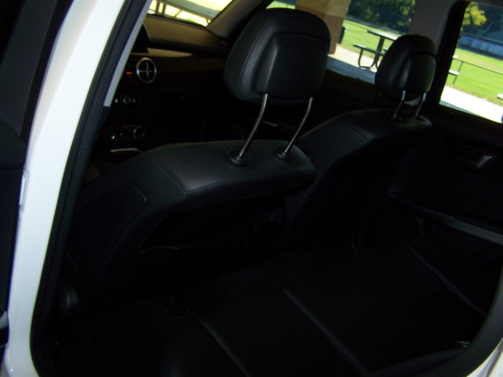 2015 Mercedes-Benz GLK-Class - $12,890