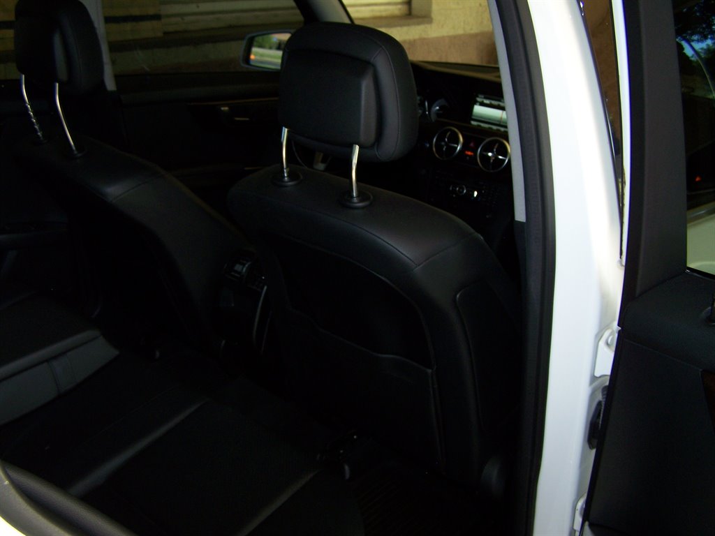 2015 Mercedes-Benz GLK-Class - $12,890
