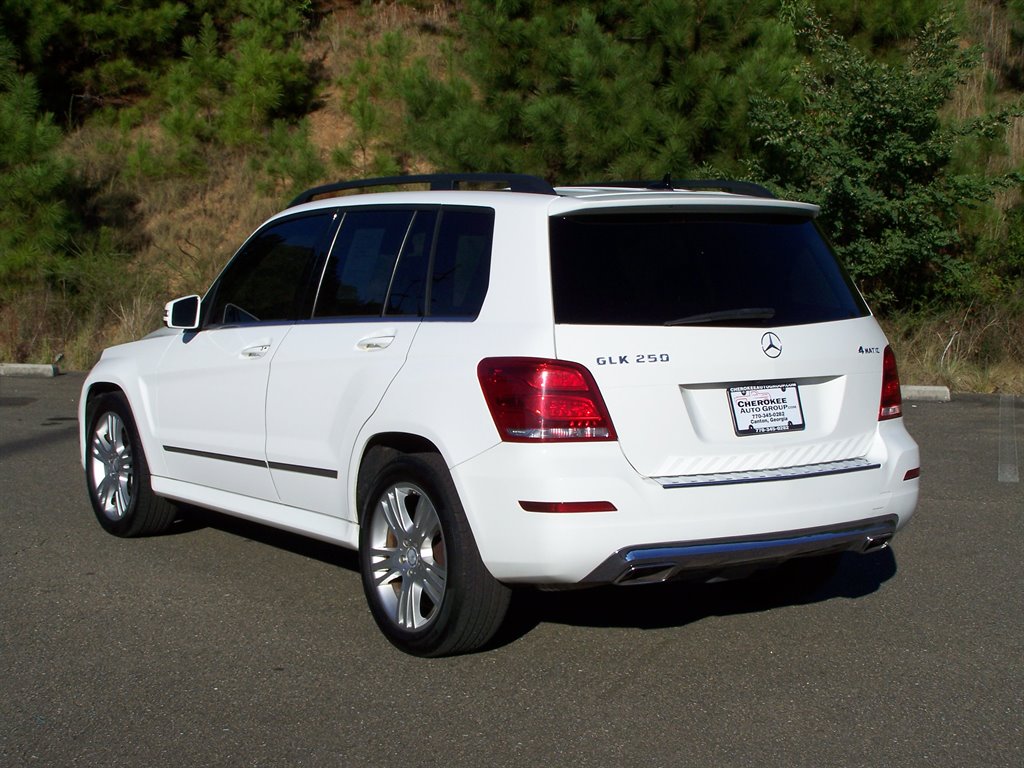 2015 Mercedes-Benz GLK-Class - $12,890