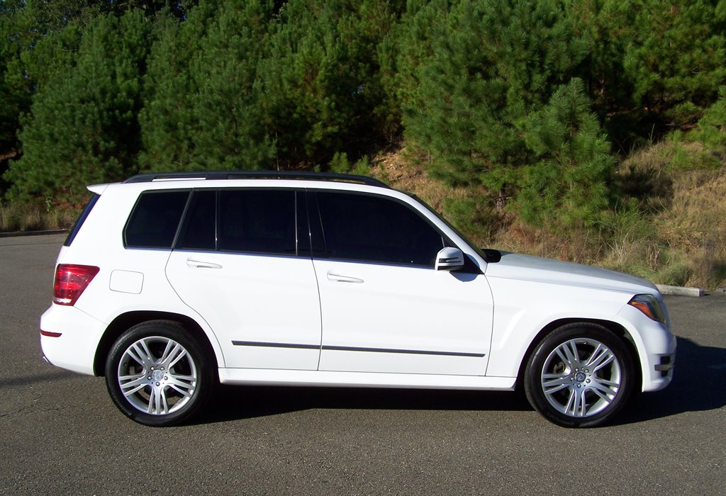 2015 Mercedes-Benz GLK-Class - $12,890